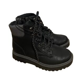 Cat & Jack Black Work Boots NEW Sz 13 Kids Boys